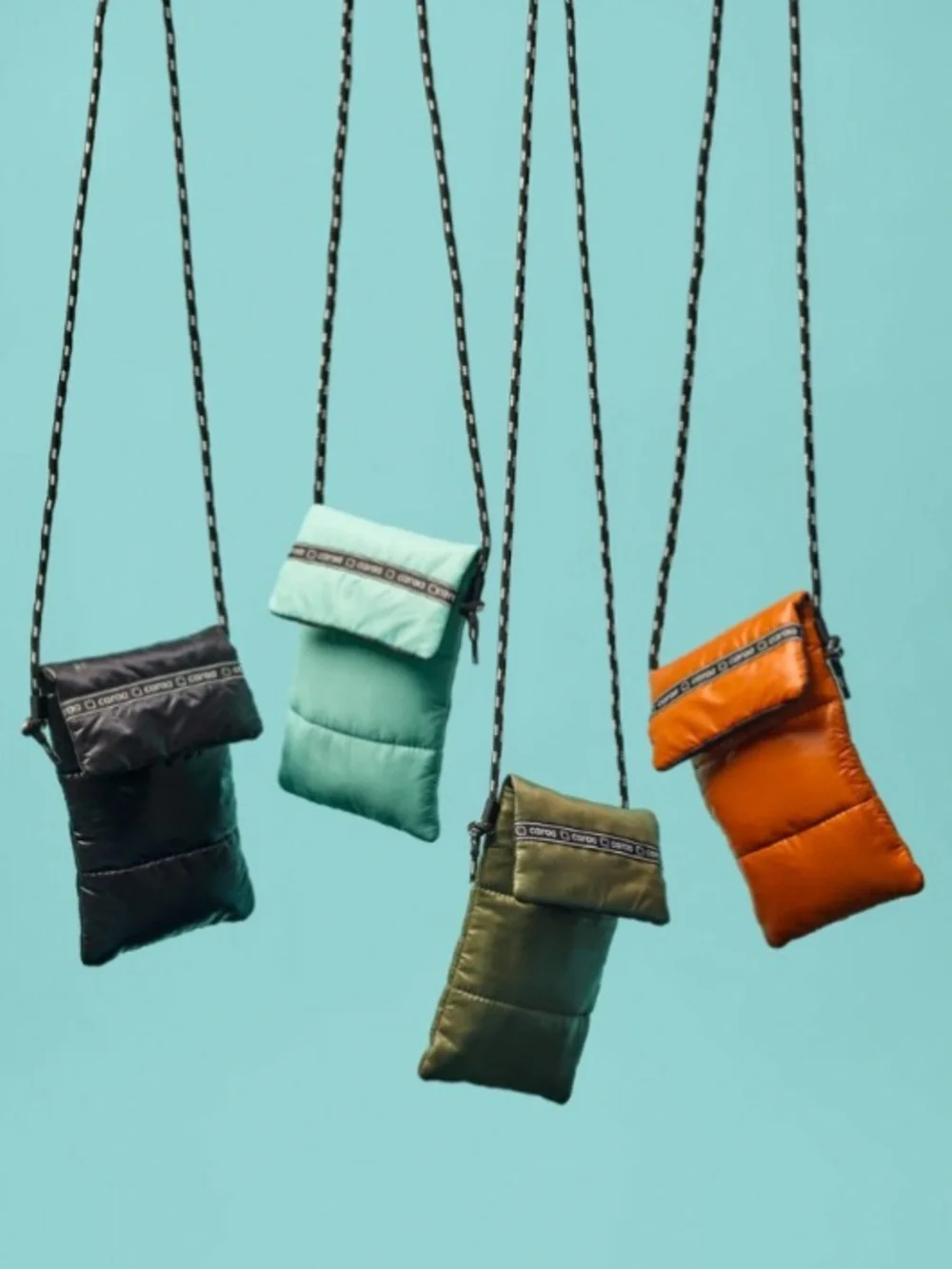 Jet Blue Mint Olive Green Caraa Puffer Dennis Gross Crossbody Sling Amenity Bag